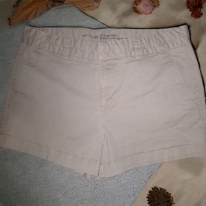 Gap khaki shorts